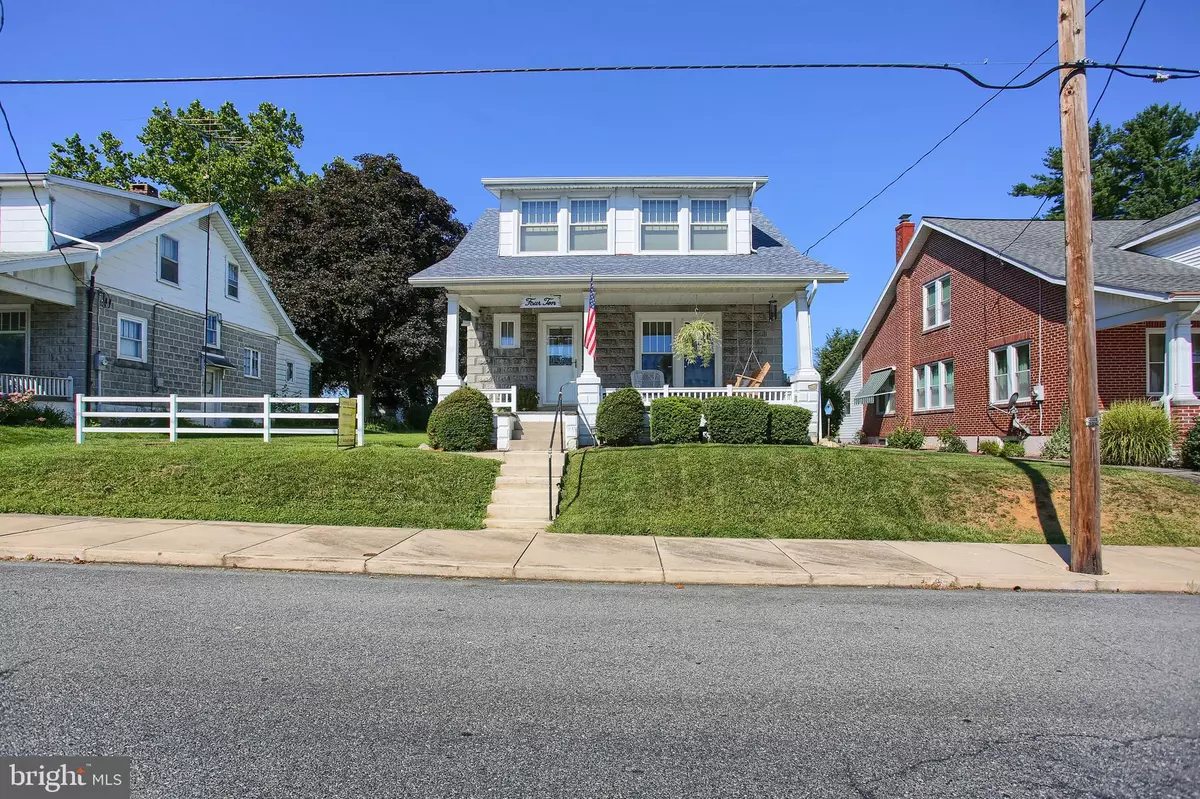 Ephrata, PA 17522,410 W SUNSET AVE