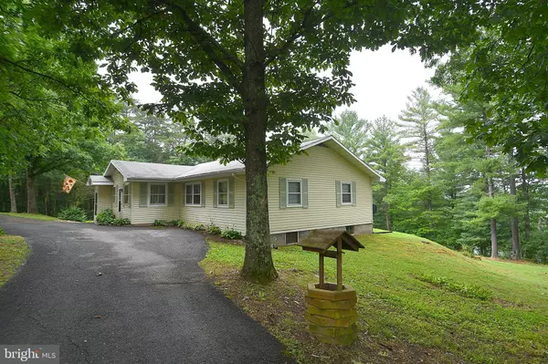 Berkeley Springs, WV 25411,602 CLEARFIELD DR