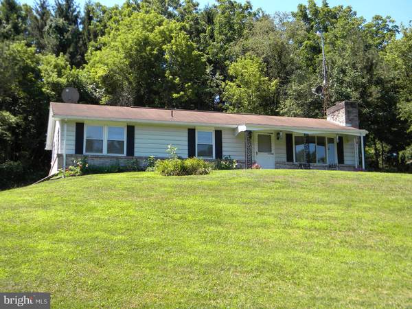 5302 HILLCLIMB RD, Spring Grove, PA 17362