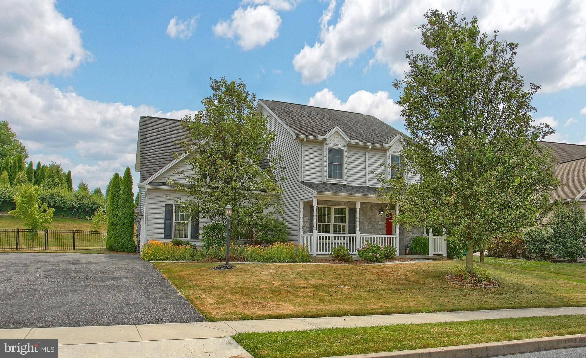1427 INVERNESS DR, Mechanicsburg, PA 17050