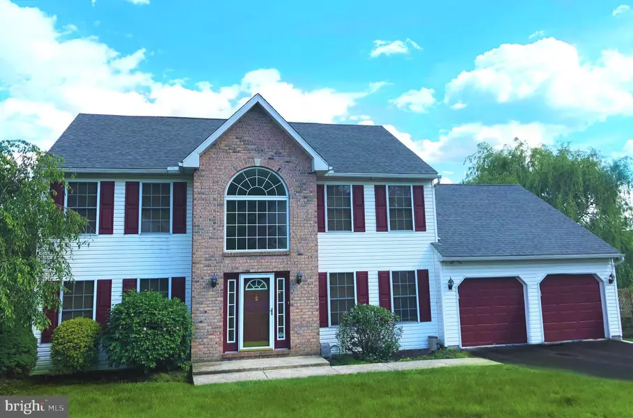 202 ANTIETAM DR, Douglassville, PA 19518