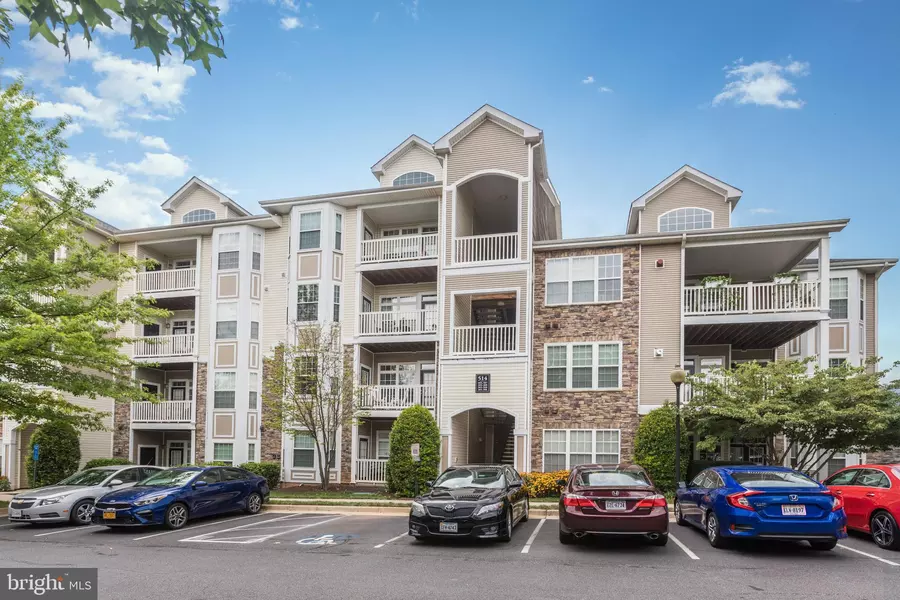 514 SUNSET VIEW TER SE #307, Leesburg, VA 20175