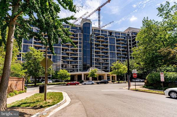 1530 KEY BLVD #129, Arlington, VA 22209