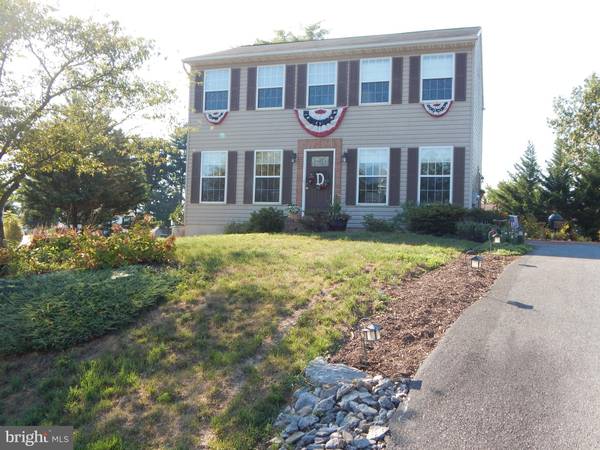 10520 GREENWICH DR, Williamsport, MD 21795