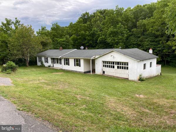 375 POSSUM HOLLOW ROAD, Maysville, WV 26833