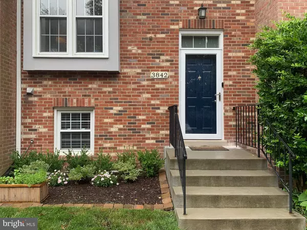 Alexandria, VA 22305,3842 BRIGHTON CT