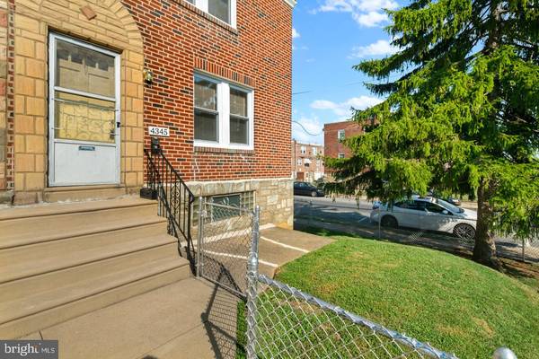 Philadelphia, PA 19136,4345 OAKMONT ST