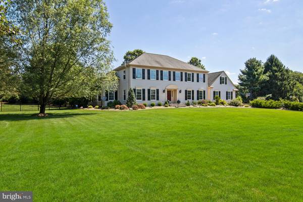 51 WILSHIRE DR, Belle Mead, NJ 08502