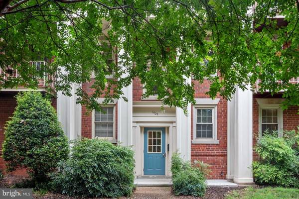 1403 E ABINGDON DR #2, Alexandria, VA 22314