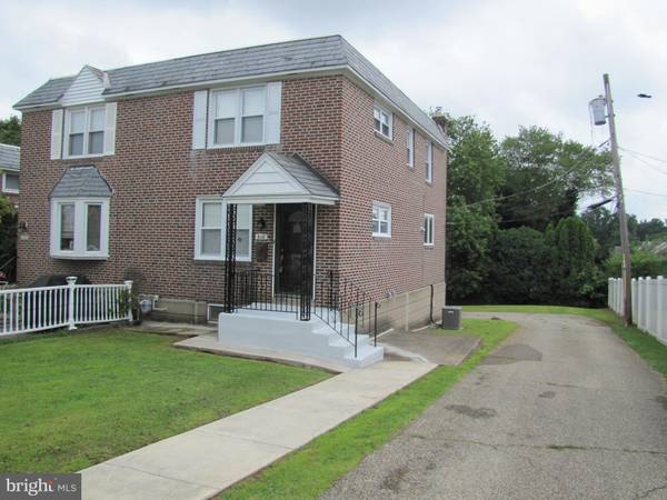 918 FARRISTON DR, Drexel Hill, PA 19026