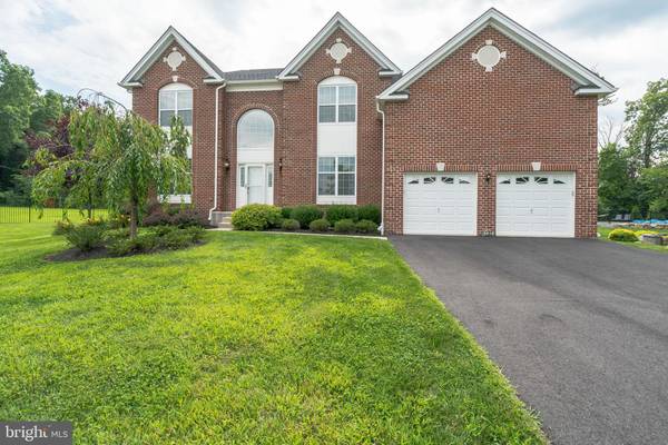 102 GLICK DR, Perkasie, PA 18944