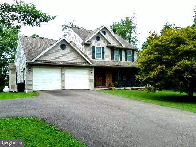 Falling Waters, WV 25419,48 ANGELA LN