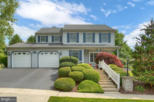 4 CARLETON CT, Camp Hill, PA 17011