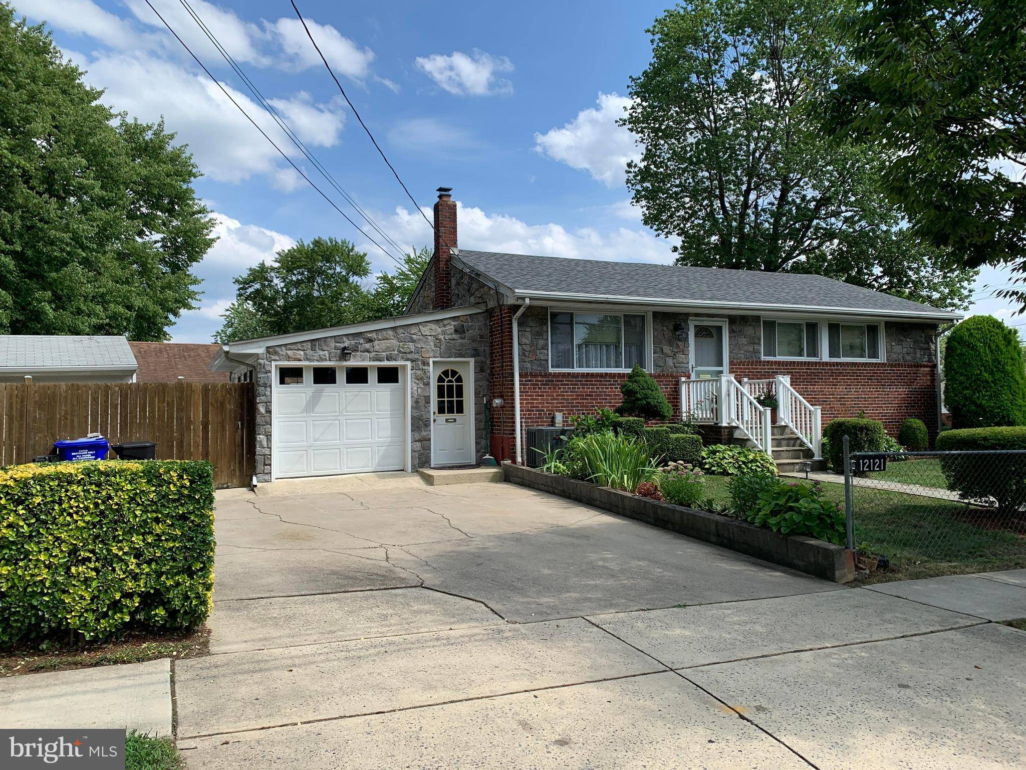 12121 LIVINGSTON ST, Silver Spring, MD 20902