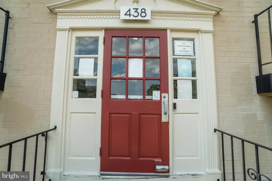 Alexandria, VA 22312,438 N ARMISTEAD ST #302