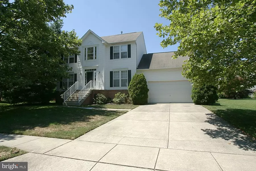 13 WATERFORD DR, Bordentown, NJ 08505