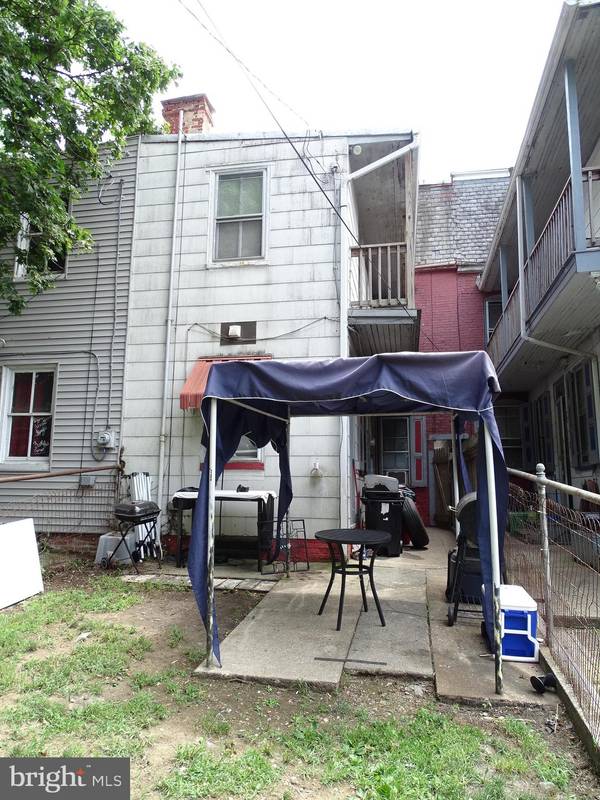 York, PA 17401,347 W PHILADELPHIA ST