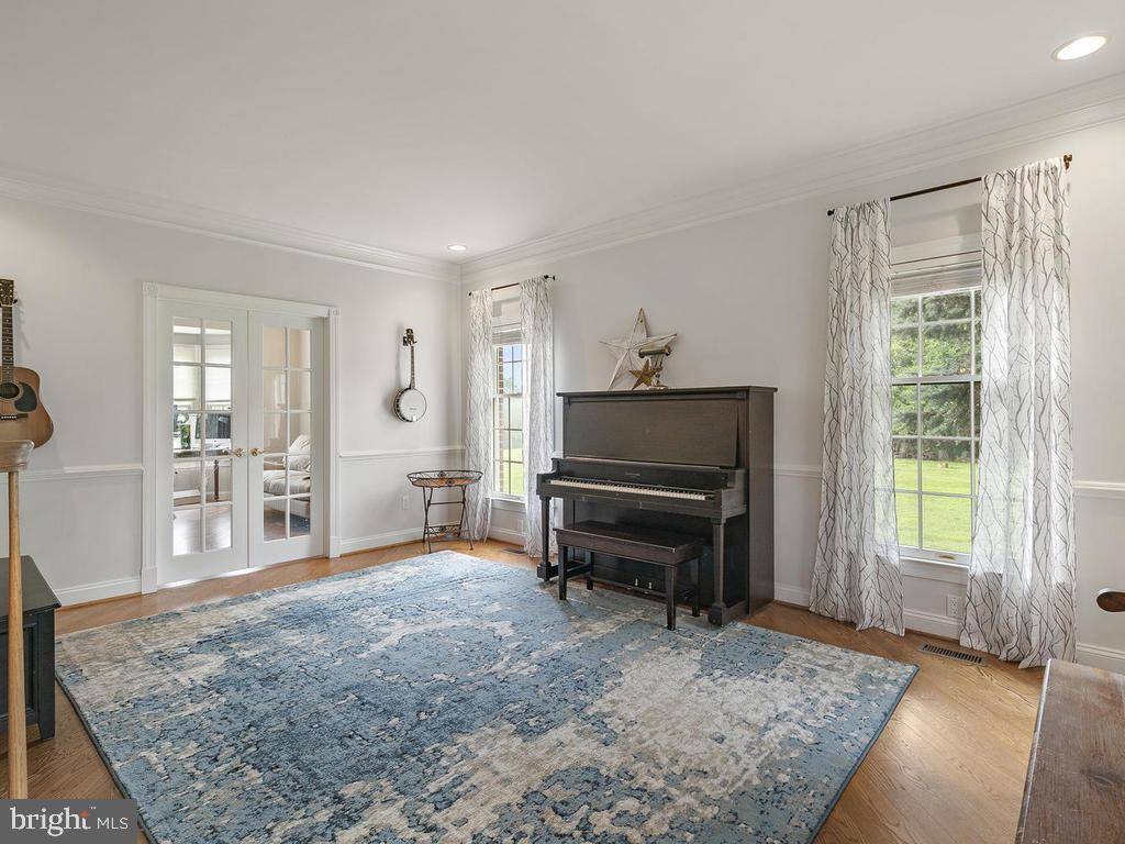 Waterford, VA 20197,15220 HIGHVIEW CT