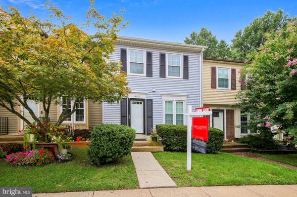 14437 FOUR CHIMNEY DR, Centreville, VA 20120