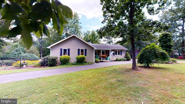 515 TANGLEWOOD DR, Old Fields, WV 26845