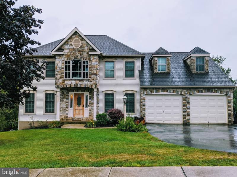 15 BULLRUSH LANDING, Elizabethtown, PA 17022