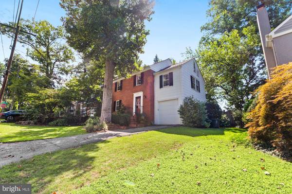 5702 MOHICAN PL, Bethesda, MD 20816