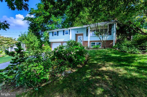 401 FREDERICK DR, Dallastown, PA 17313