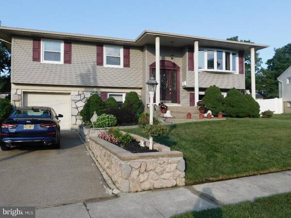 421 TEMPLE AVE, Woodbury Heights, NJ 08097