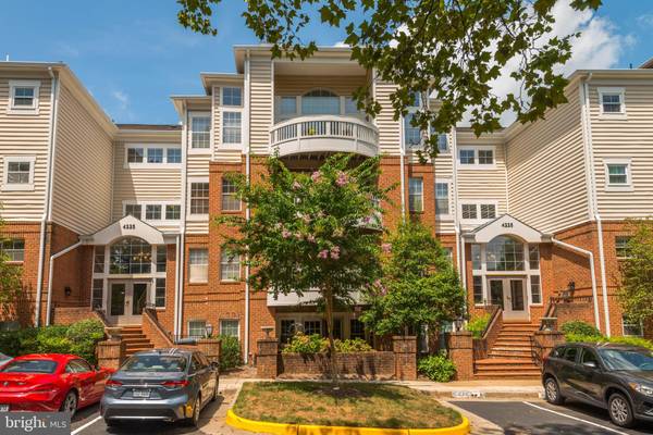 4225 MOZART BRIGADE LN #2, Fairfax, VA 22033