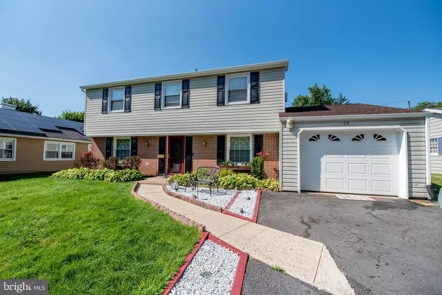 58 MONTCLAIR LN, Willingboro, NJ 08046