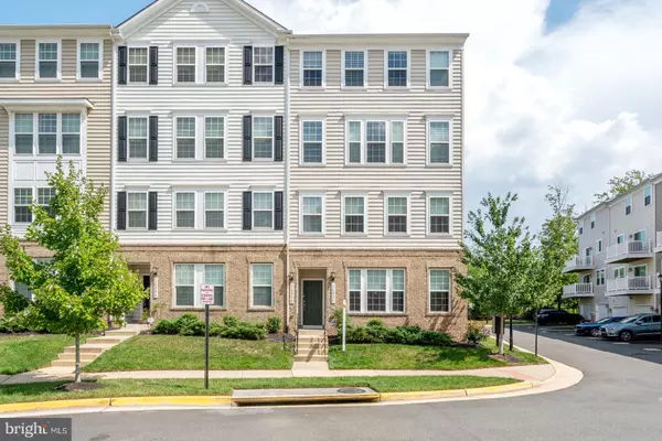 14854 MASON CREEK CIR, Woodbridge, VA 22191