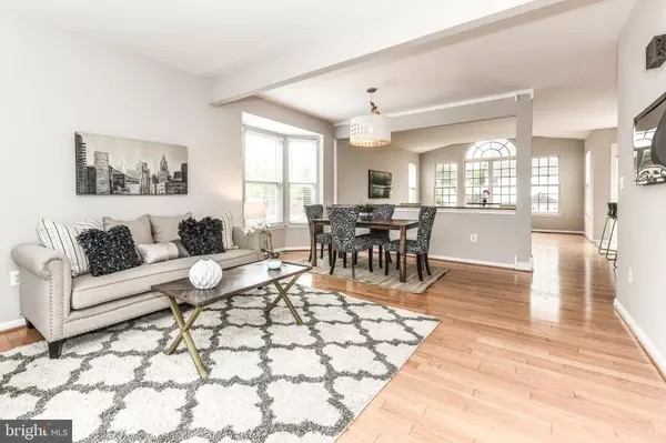 Chantilly, VA 20152,43487 MINK MEADOWS ST