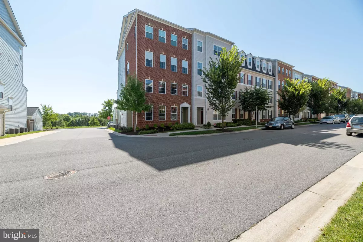 Ellicott City, MD 21043,5915-1 LOGANS WAY #9