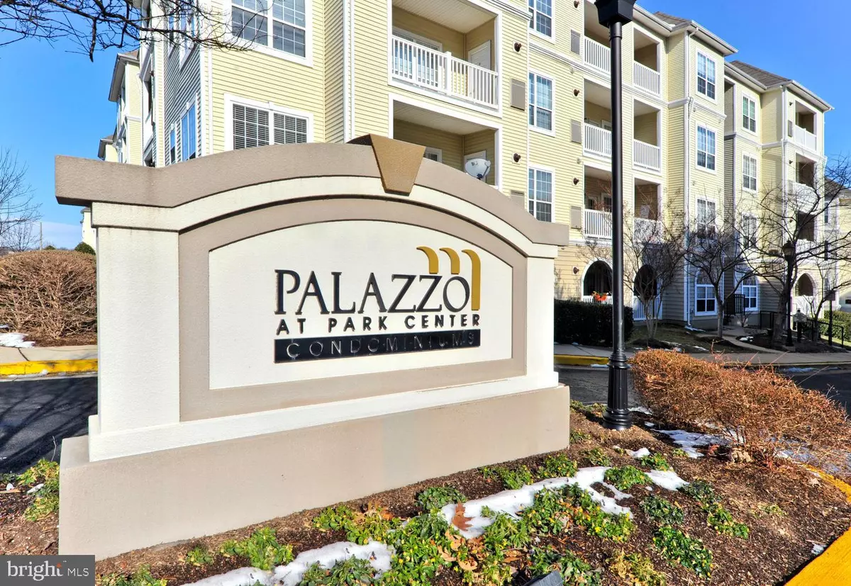 Alexandria, VA 22311,4550 STRUTFIELD LN #2305