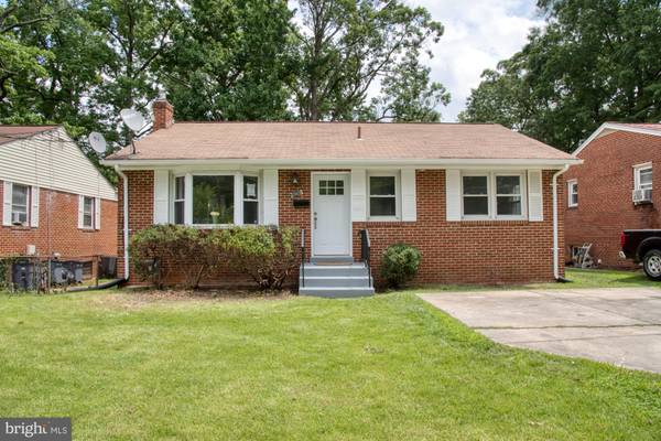 2005 KENT VILLAGE DR, Landover, MD 20785