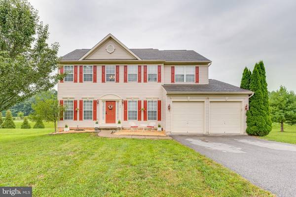 54 MARBLEHEAD RD, Inwood, WV 25428