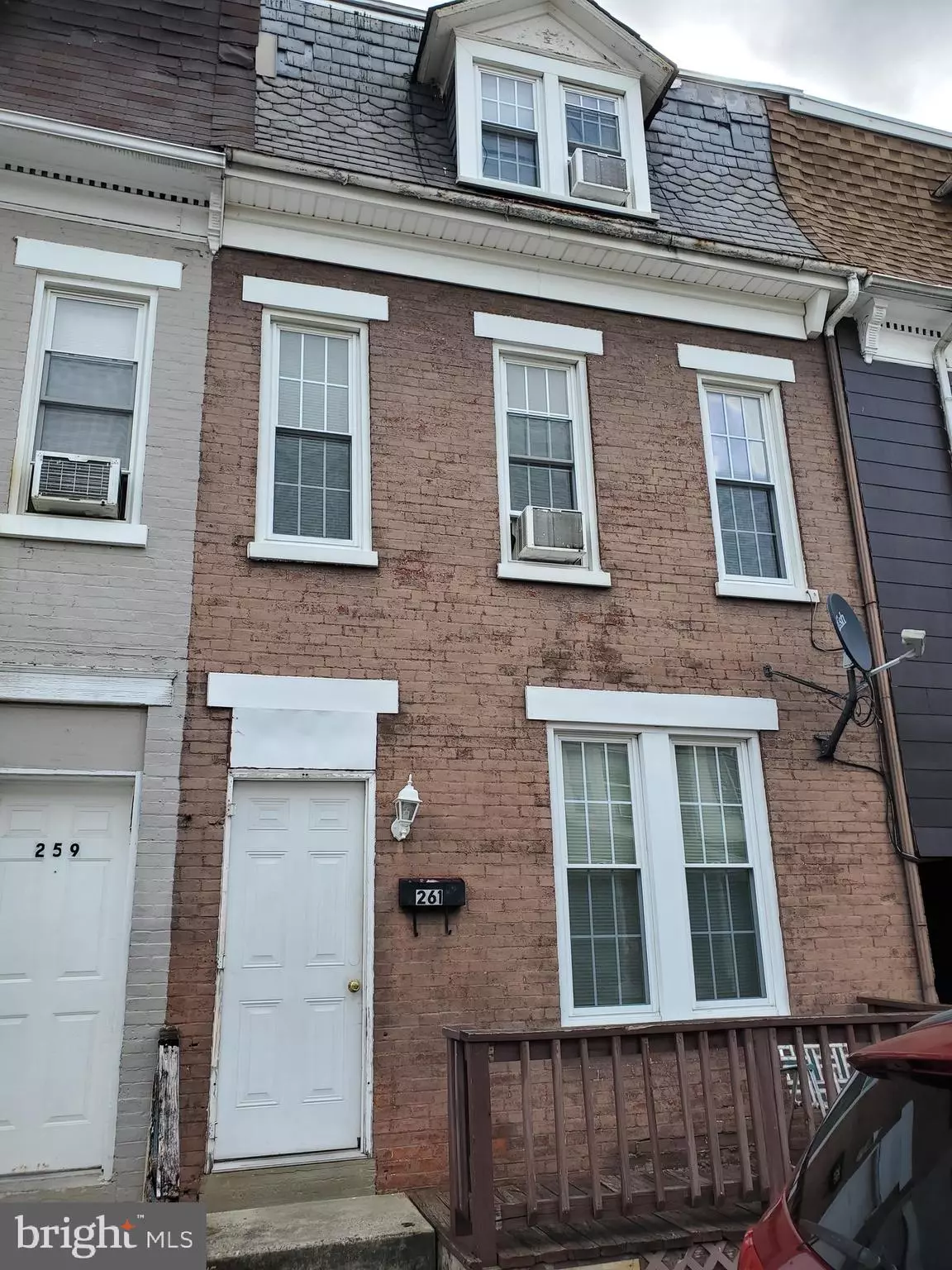 York, PA 17403,261 S ALBEMARLE ST