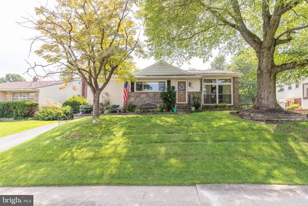 368 ROBINSON DR, Broomall, PA 19008