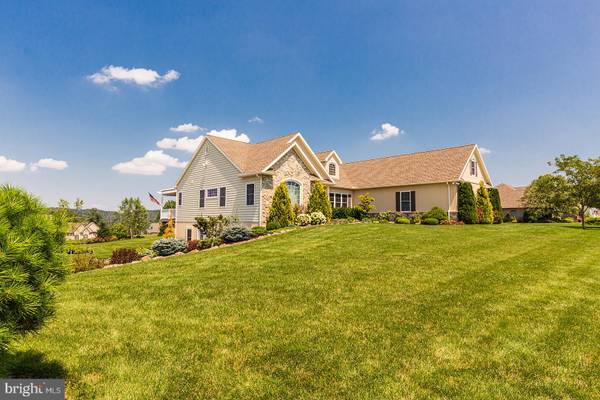 130 ROYAL HORSE WAY, Reinholds, PA 17569