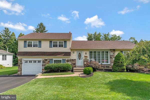 1280 DAHLIA RD, Warminster, PA 18974