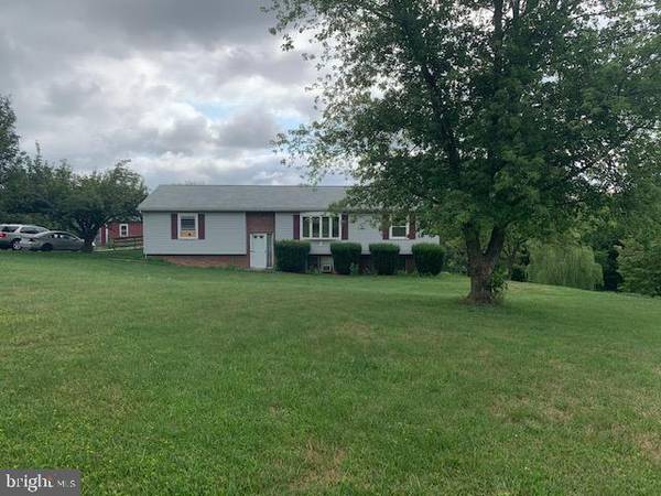 267 OLD WESTMINSTER RD, Hanover, PA 17331