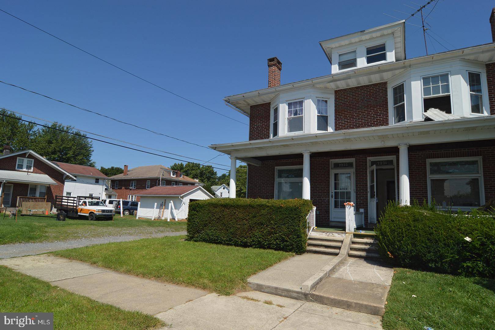 Reading, PA 19609,2233 SPRING ST