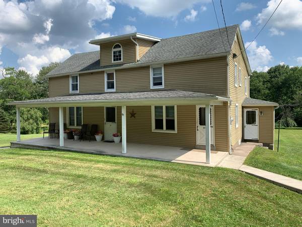 55 - 57 W WHITE BEAR DR, Summit Hill, PA 18250