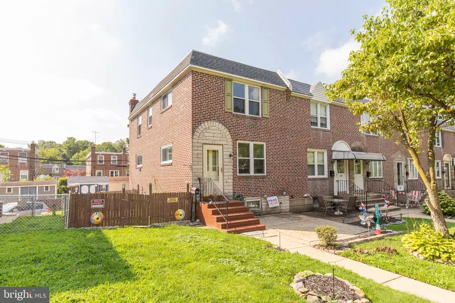 330 RIVELY AVE, Darby, PA 19023