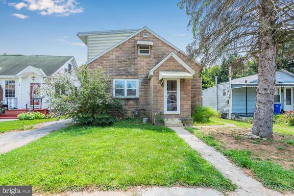 4 W LOCUST ST, Enola, PA 17025