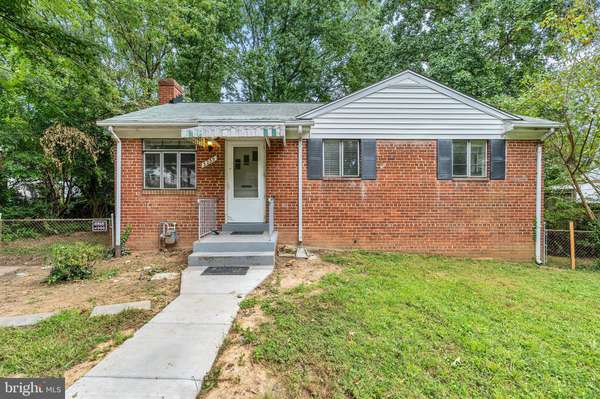 3235 NORFOLK LN, Falls Church, VA 22042