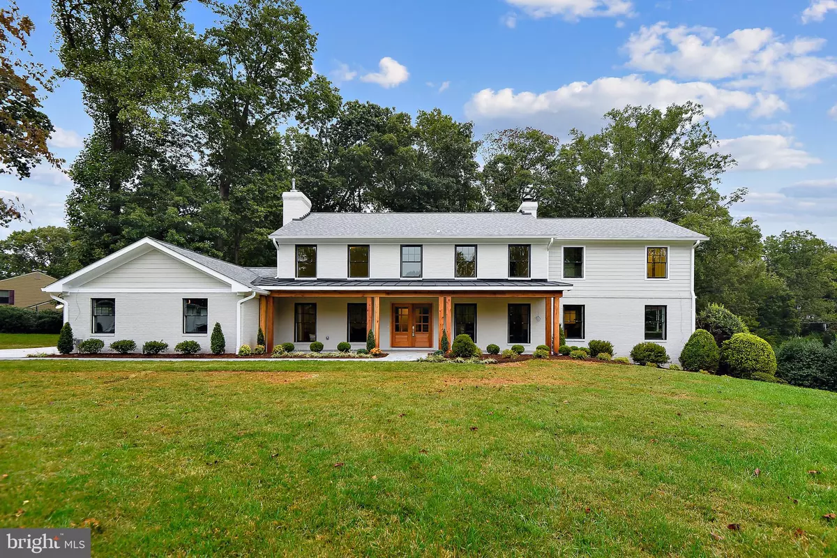 Mclean, VA 22102,933 WOBURN CT