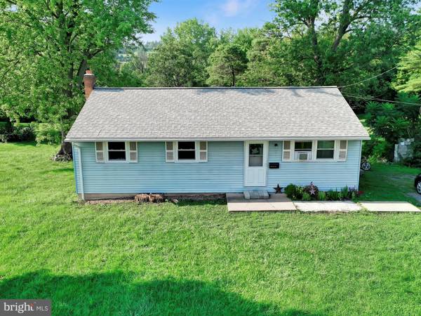 401 W NEW ST, Annville, PA 17003