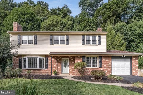 122 YELLOW BREECHES DR, Camp Hill, PA 17011