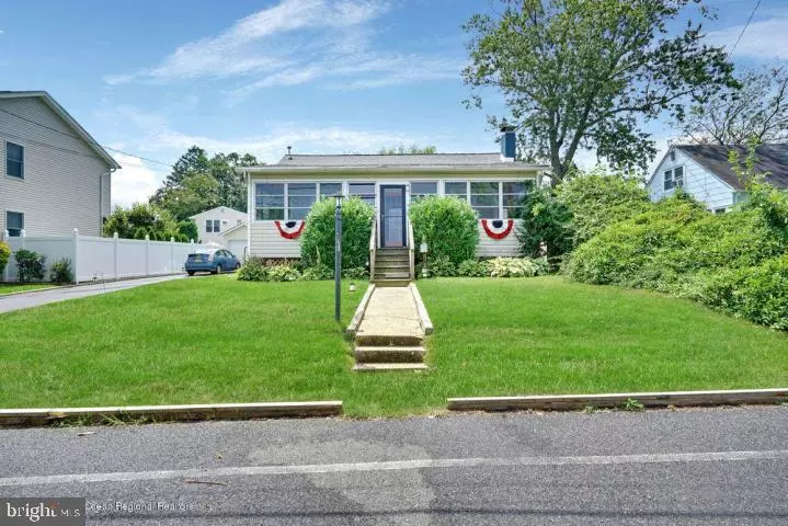 216 BARNEGAT BLVD, Beachwood, NJ 08722